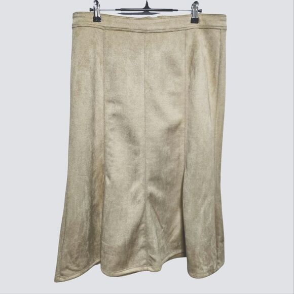 Elie Tahari Midi Length Faux Suede Skirt Paneled Camel Colorway Sz L | 32 Waist - Picture 1 of 9